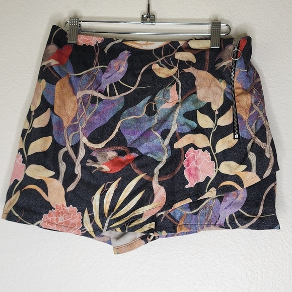 Averie Antonella Shorts L - Picture 3 of 7